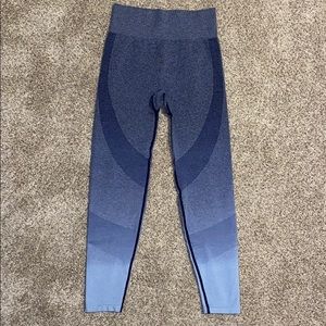 PINK Victoria’s Secret Seamless Ombré Leggings